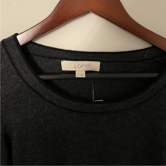 LOFT Charcoal Long Sleeve Top - Picture 2 of 6